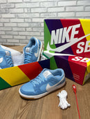 Tênis Dunk Low Teddy Bear Feminino