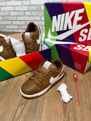 Tênis Dunk Low Teddy Bear Feminino