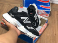 Tênis NB 9060 Premium Unisex