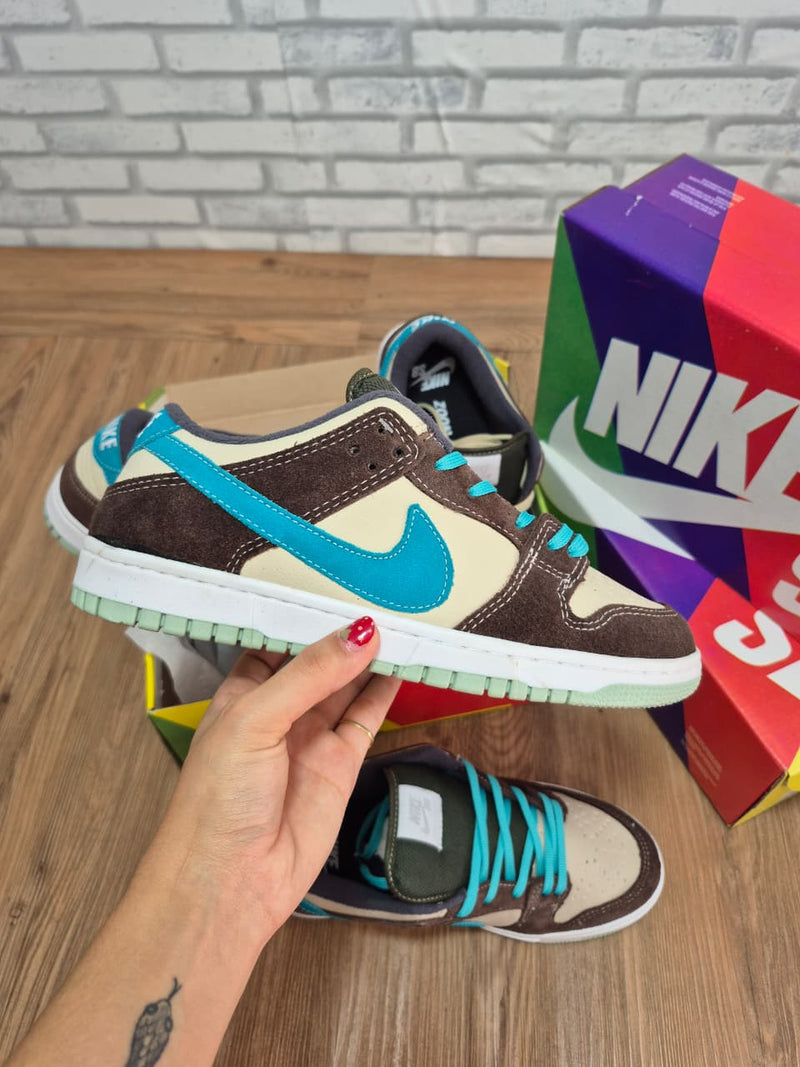 Tênis Dunk Low Pro Premium Unisex