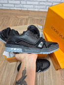 Tênis LV Trainer Cravejado Premium Feminino