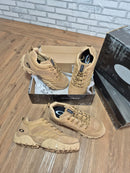 Oakley Granadier Camurça Premium