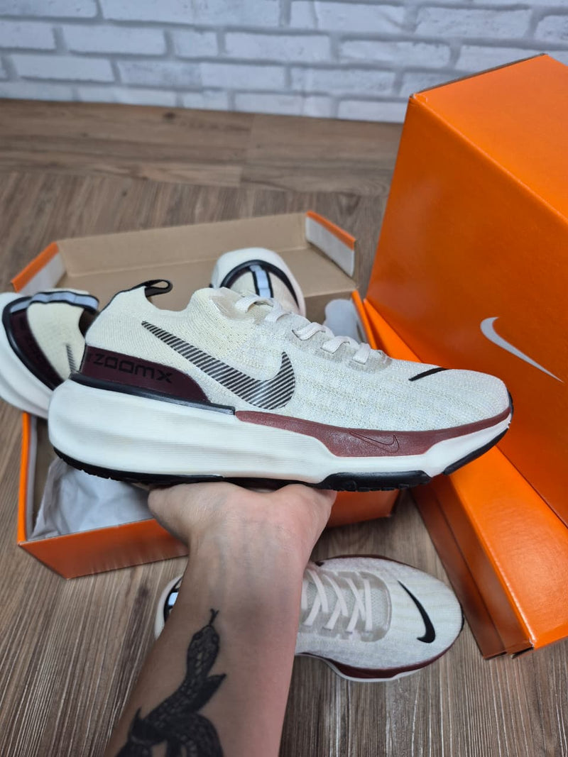 Zoom X Invincible Run 3 Premium Unissex