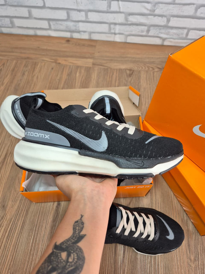 Zoom X Invincible Run 3 Premium Unissex