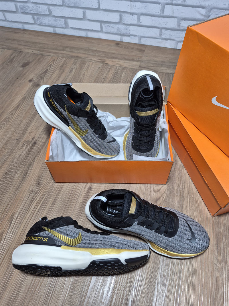 Zoom X Invincible Run 3 Premium Unissex