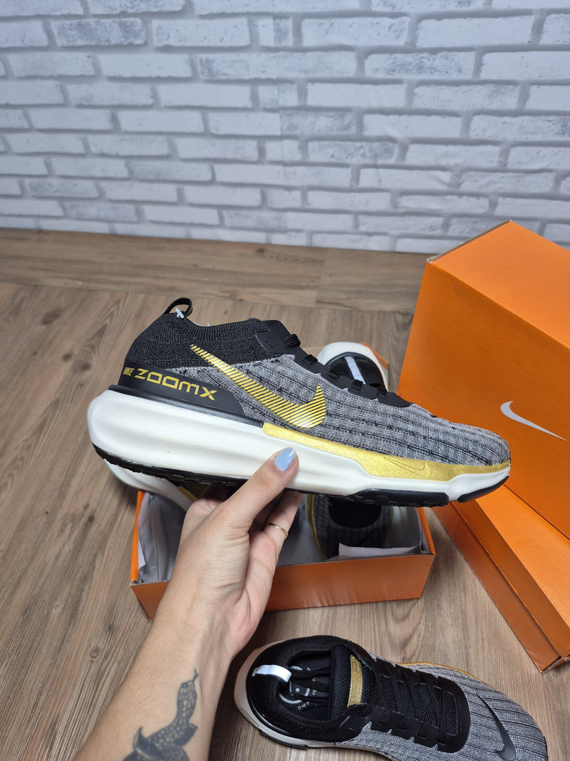 Zoom X Invincible Run 3 Premium Unissex