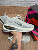 Tênis NK Vomero 18 Premium Masculino